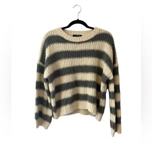 EUC Zaful Sweater